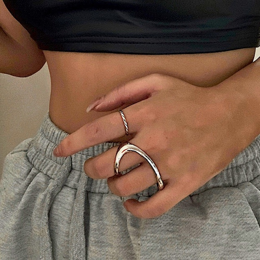 ⚜️𝟯𝟬%𝗢𝗙𝗙 𝗯𝘂𝗻𝗱𝗹𝗲𝘀 𝟯+⚜️ NEW Large Over 2 Fingers Contemporary Ring